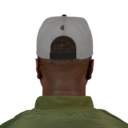 Embroidered “Getyat” Script Logo Snapback Hat – Premium Streetwear Cap for Everyday Style