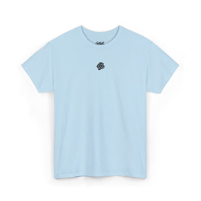 Minimalist Palm Tree T-Shirt – Small Chest Graphic Beach-Inspired Tee for Everyday Style