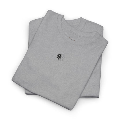 Minimalist Palm Tree T-Shirt – Small Chest Graphic Beach-Inspired Tee for Everyday Style