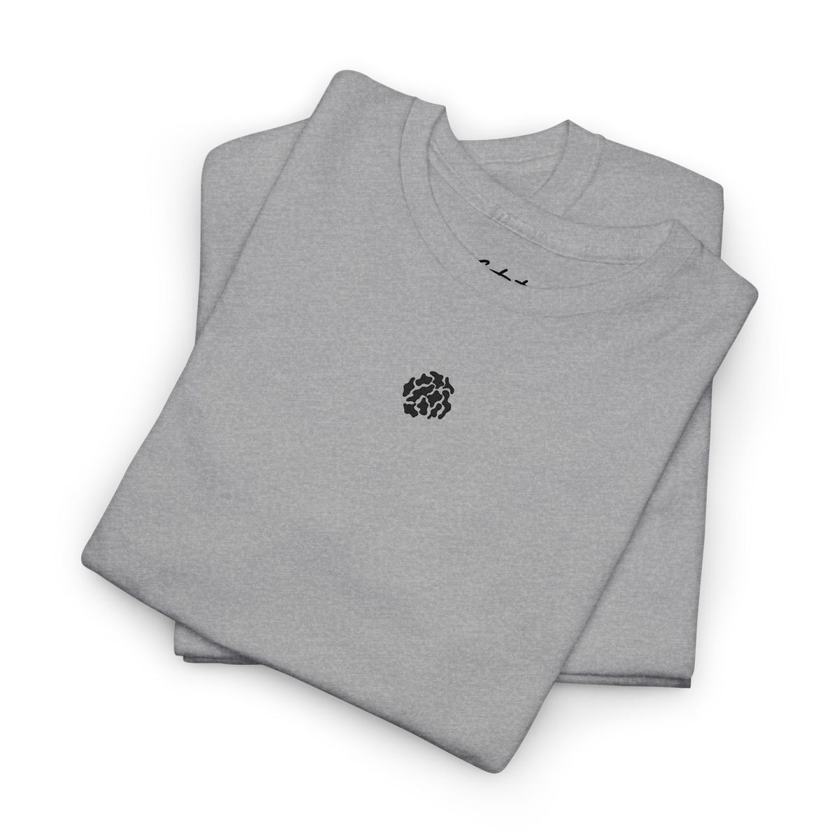 Minimalist Palm Tree T-Shirt – Small Chest Graphic Beach-Inspired Tee for Everyday Style
