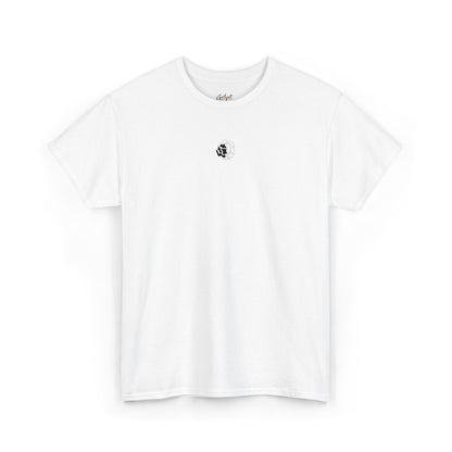 Minimalist Palm Tree T-Shirt – Small Chest Graphic Beach-Inspired Tee for Everyday Style