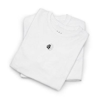 Minimalist Palm Tree T-Shirt – Small Chest Graphic Beach-Inspired Tee for Everyday Style