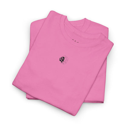Minimalist Palm Tree T-Shirt – Small Chest Graphic Beach-Inspired Tee for Everyday Style