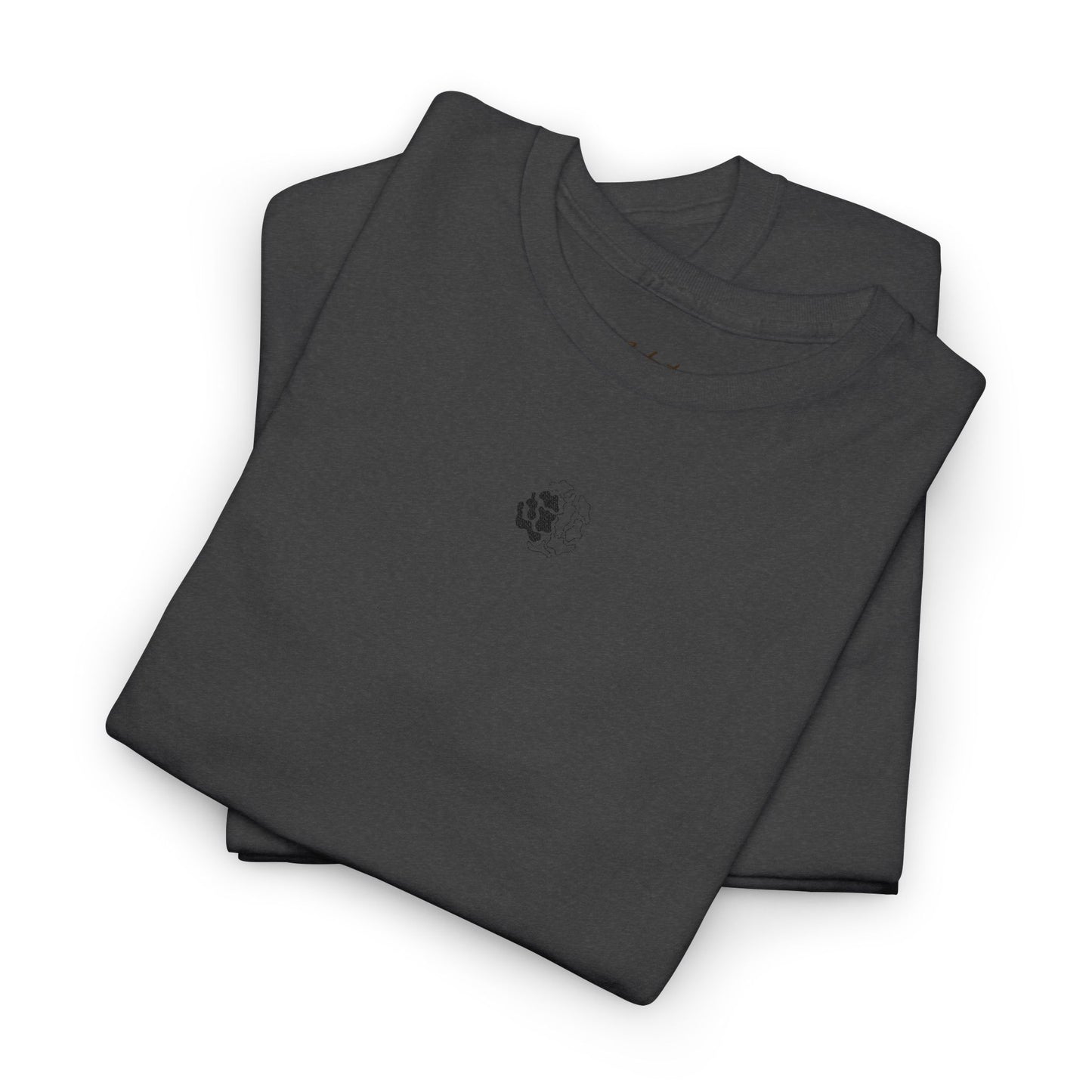 Minimalist Palm Tree T-Shirt – Small Chest Graphic Beach-Inspired Tee for Everyday Style