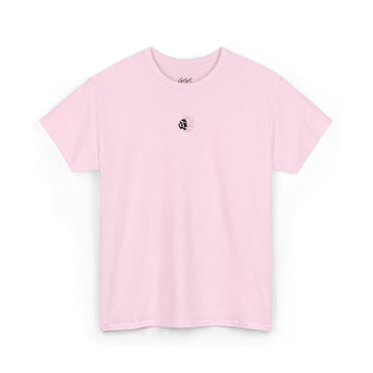 Minimalist Palm Tree T-Shirt – Small Chest Graphic Beach-Inspired Tee for Everyday Style
