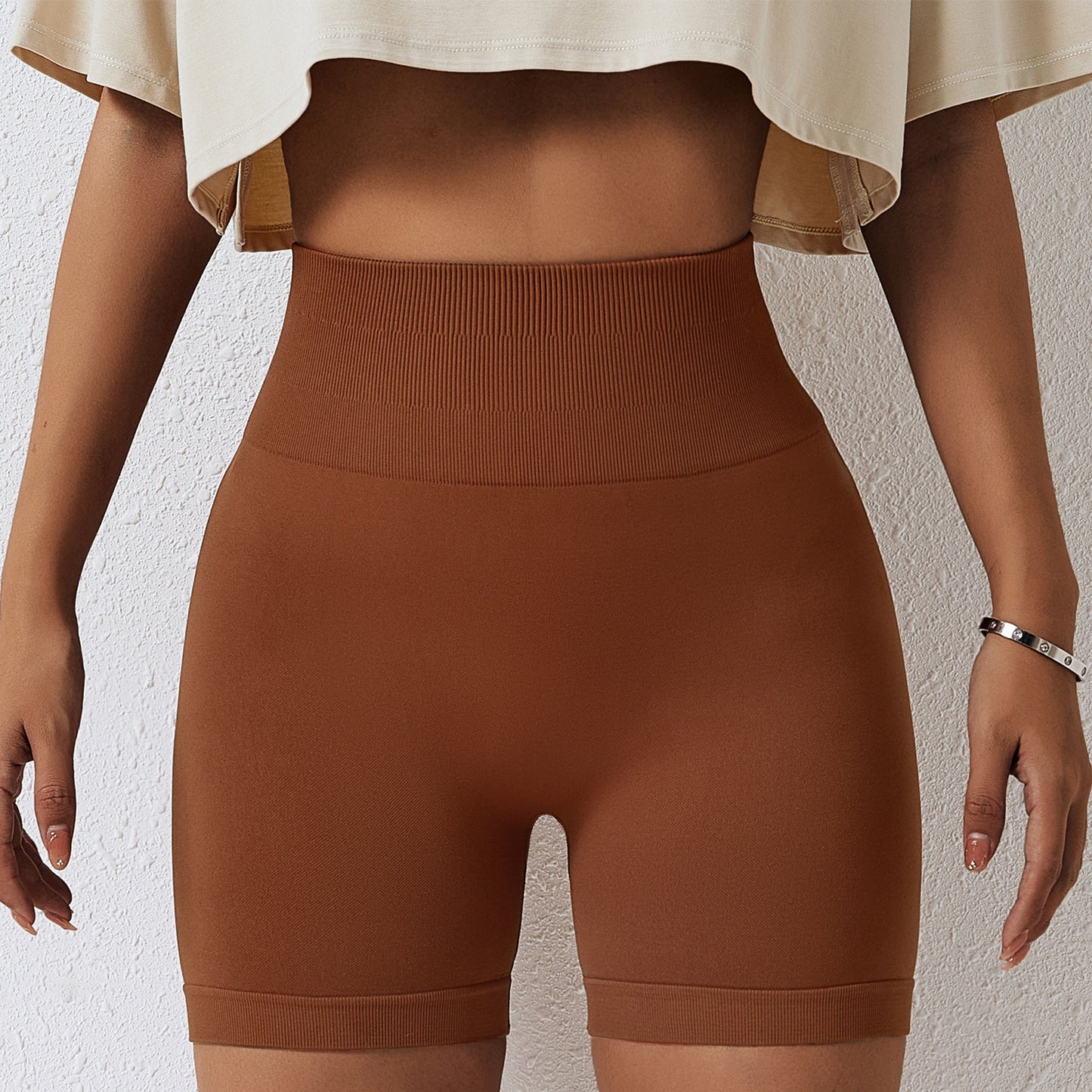 🍑 Seamless High Waist Yoga Shorts – European & U.S. Style with Hip-Lifting Fit