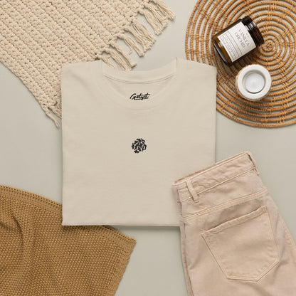 Minimalist Palm Tree T-Shirt – Small Chest Graphic Beach-Inspired Tee for Everyday Style