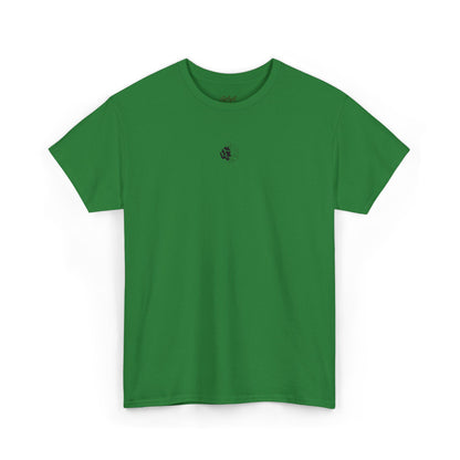 Minimalist Palm Tree T-Shirt – Small Chest Graphic Beach-Inspired Tee for Everyday Style