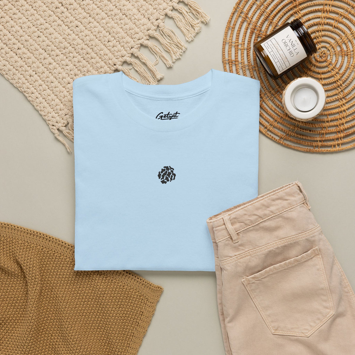 Minimalist Palm Tree T-Shirt – Small Chest Graphic Beach-Inspired Tee for Everyday Style